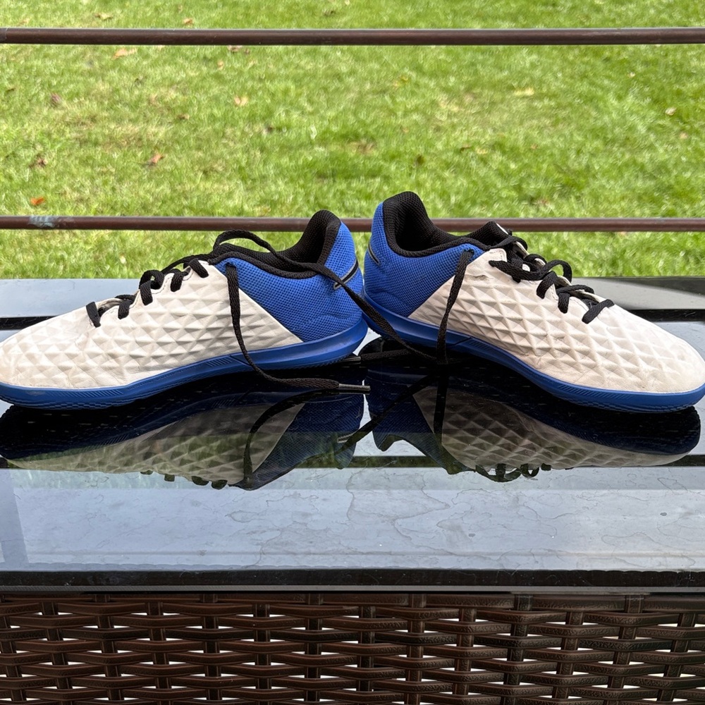 Nike Blue and White Indoor Soccer Shoes - Picture 5 of 8